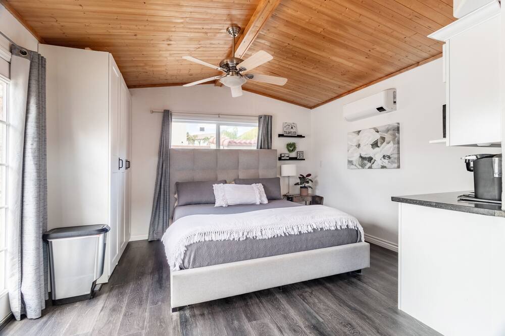 Photo of Bedroom in Lake Elsinore