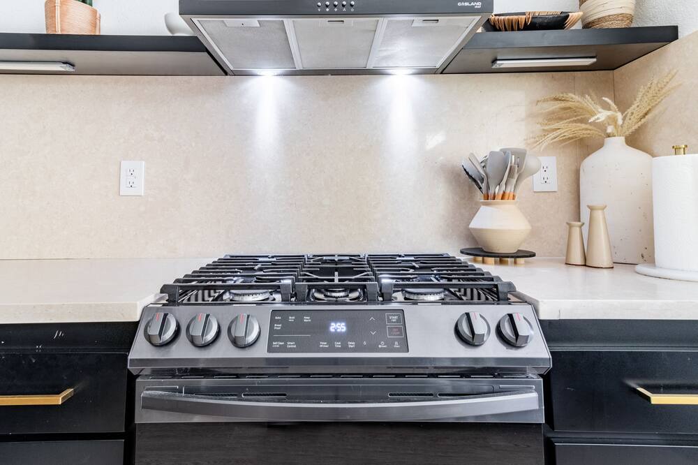 Photo of Kitchen in Lake Elsinore