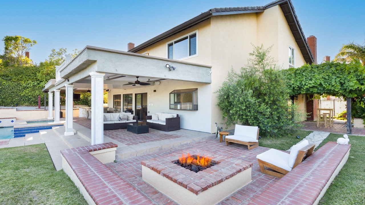 Photo of Outdoor in Porter Ranch