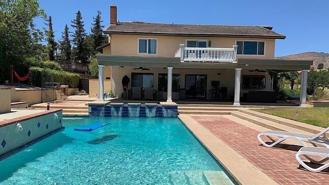 Photo of Outdoor in Porter Ranch