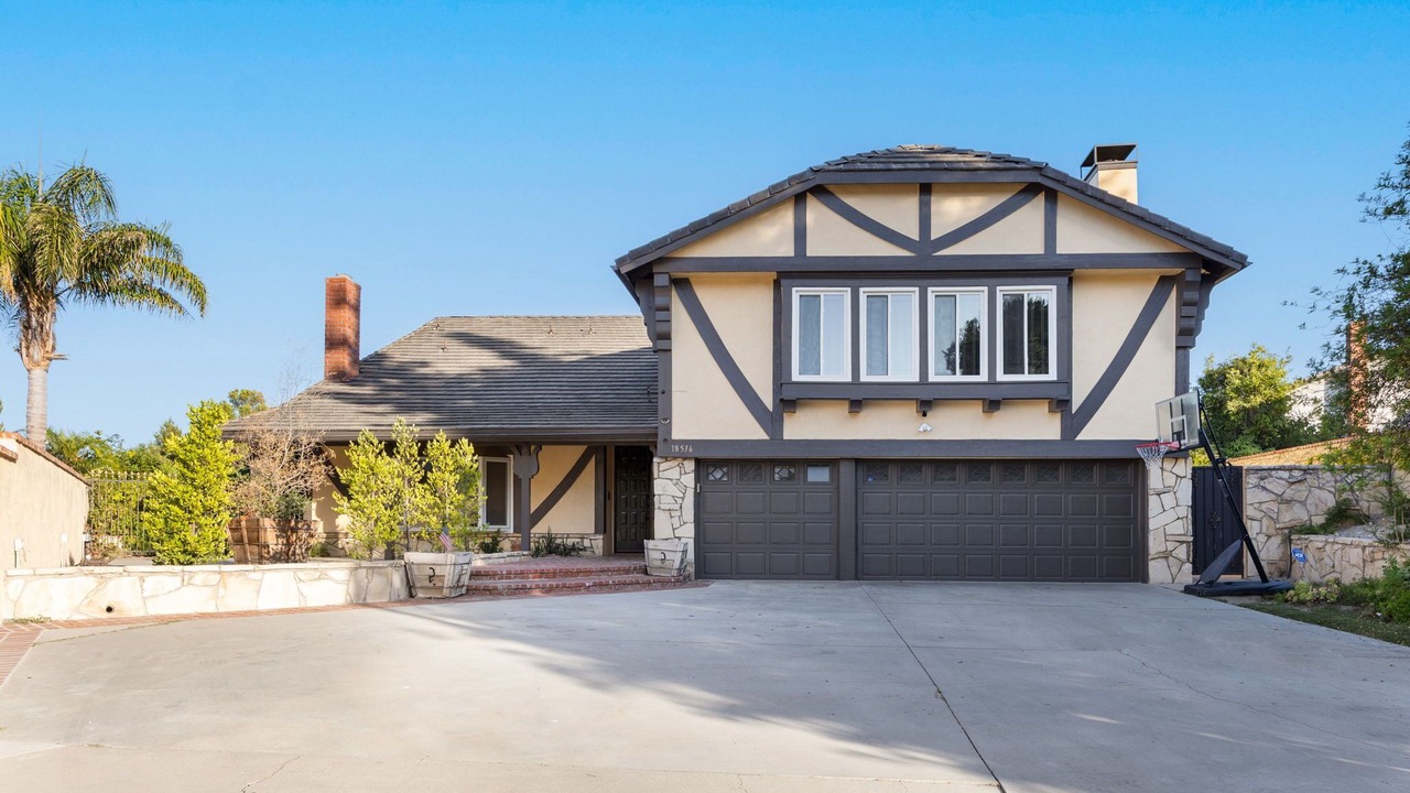 Photo of Outdoor in Porter Ranch