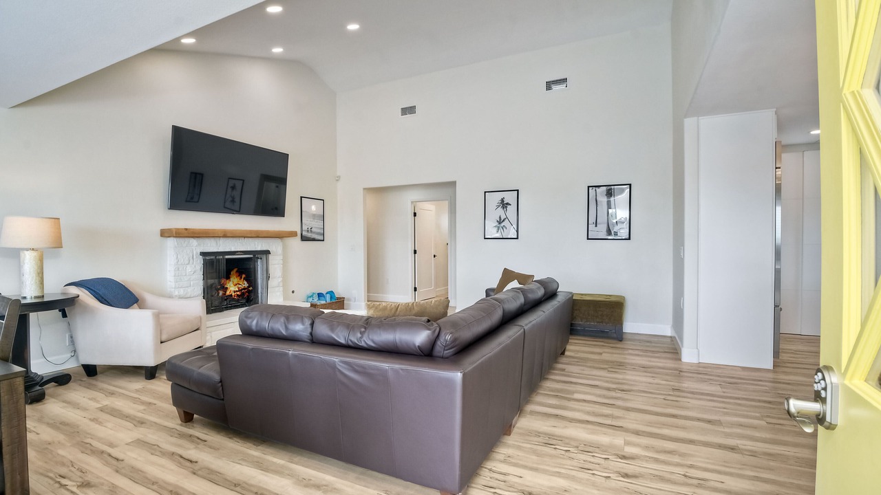 Photo of Livingroom in Olde Carlsbad