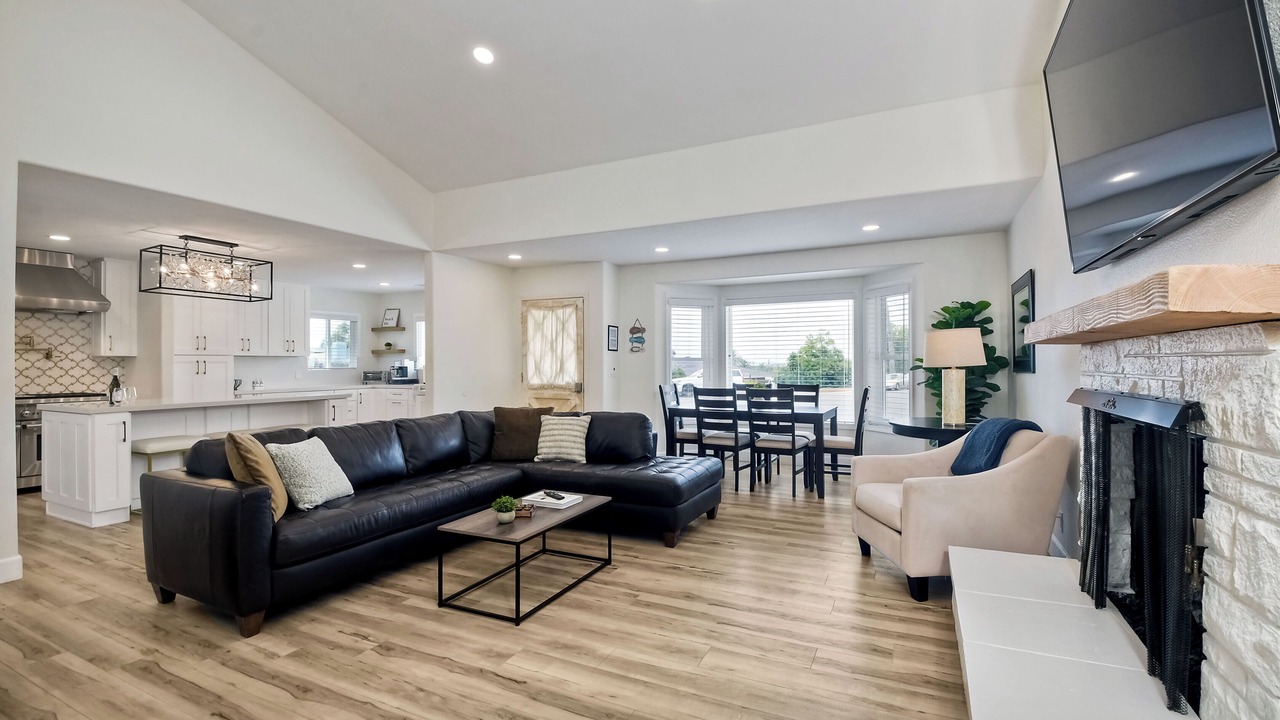Photo of Livingroom in Olde Carlsbad