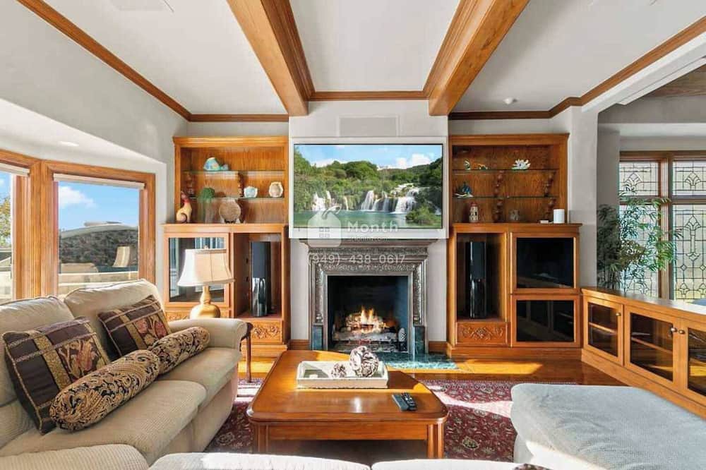 Photo of Livingroom in Harbor Ridge