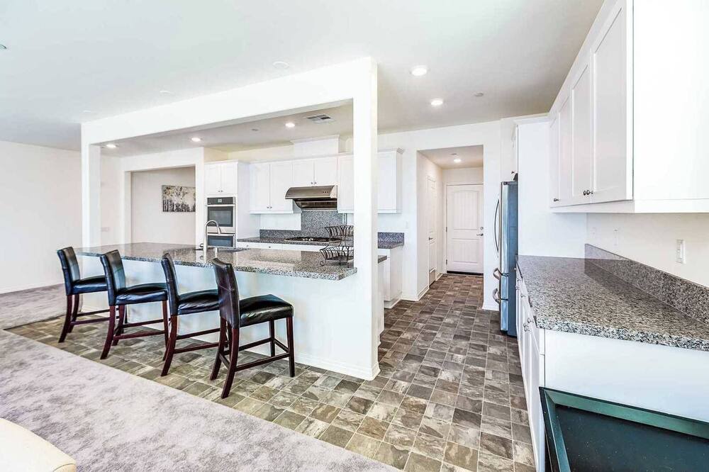 Photo of Kitchen in Jurupa Valley
