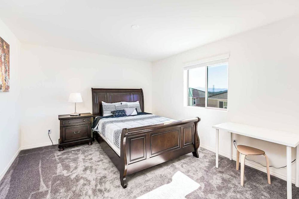 Photo of Bedroom in Jurupa Valley
