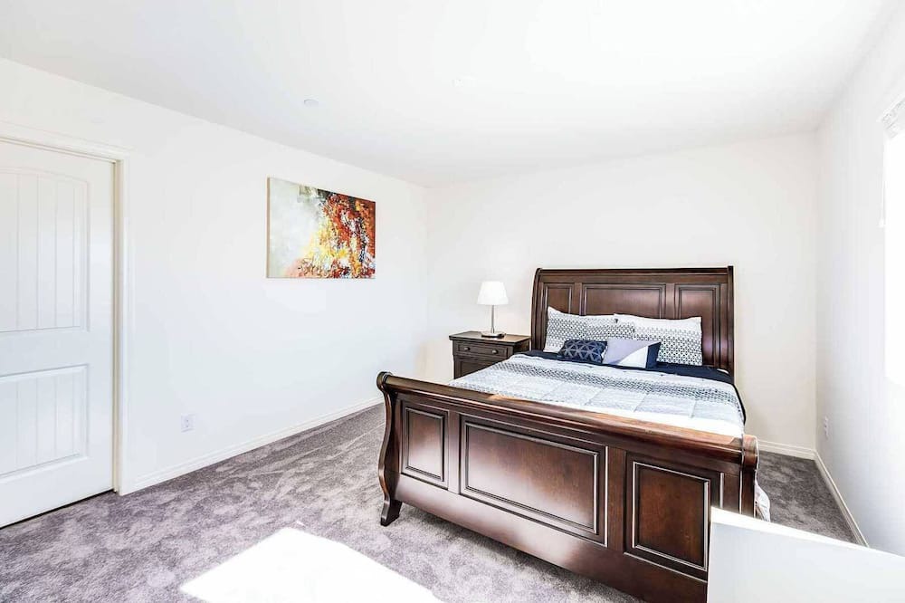 Photo of Bedroom in Jurupa Valley