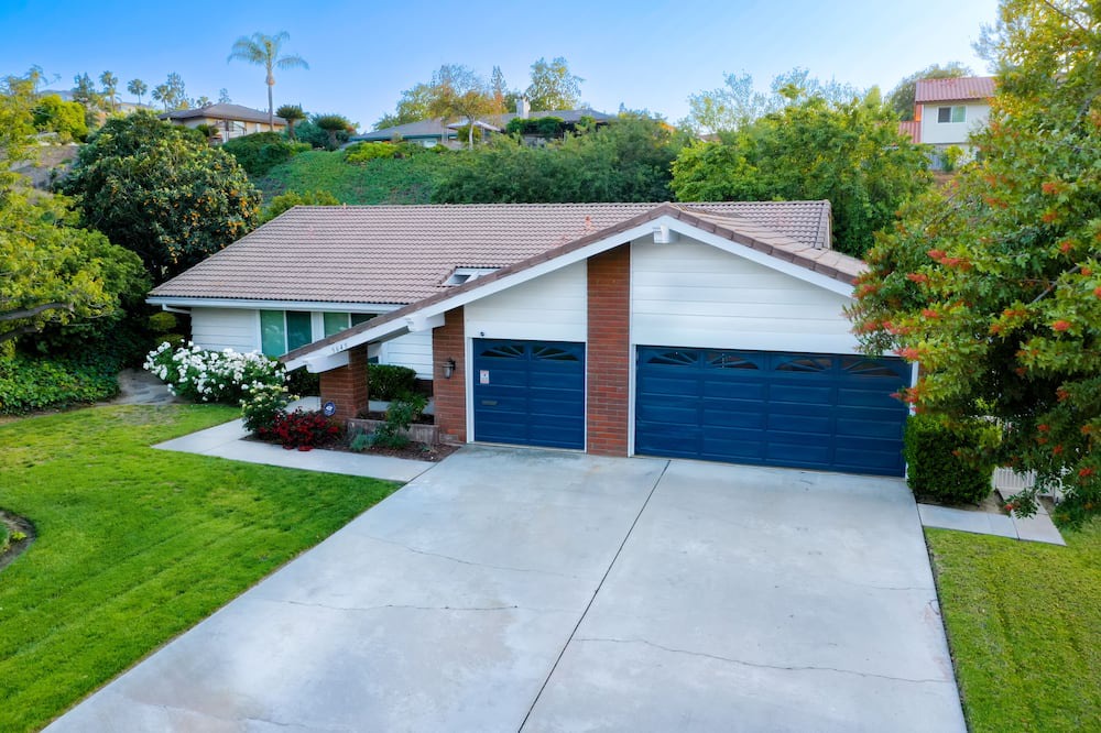 Photo of Outdoor in Estates at Canyon Crest
