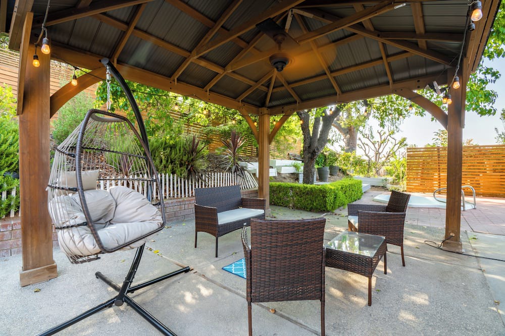 Photo of Patio Balcony in Estates at Canyon Crest