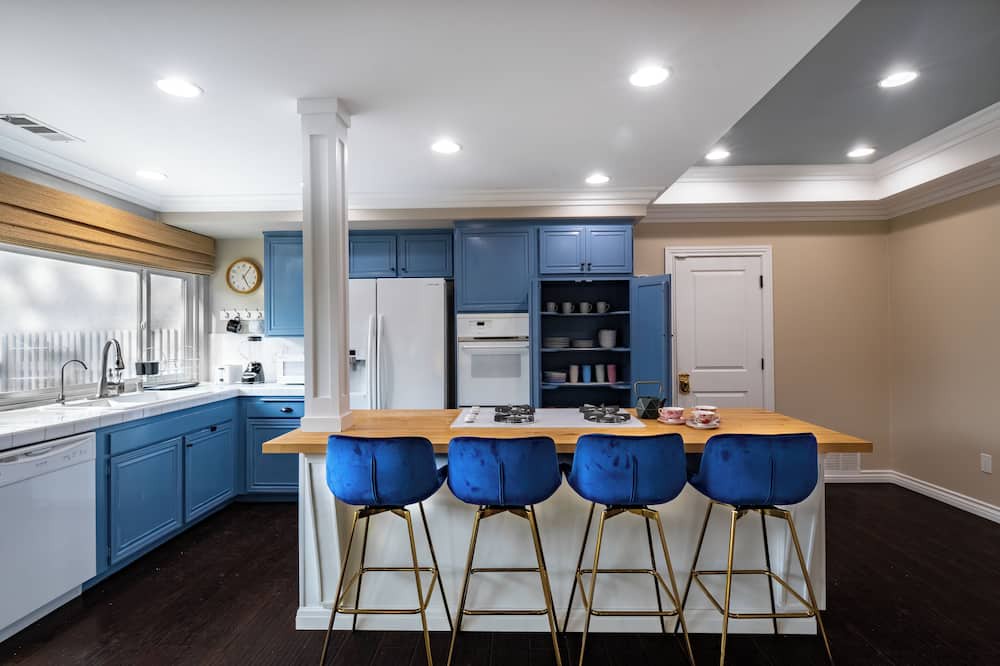 Photo of Kitchen in Estates at Canyon Crest