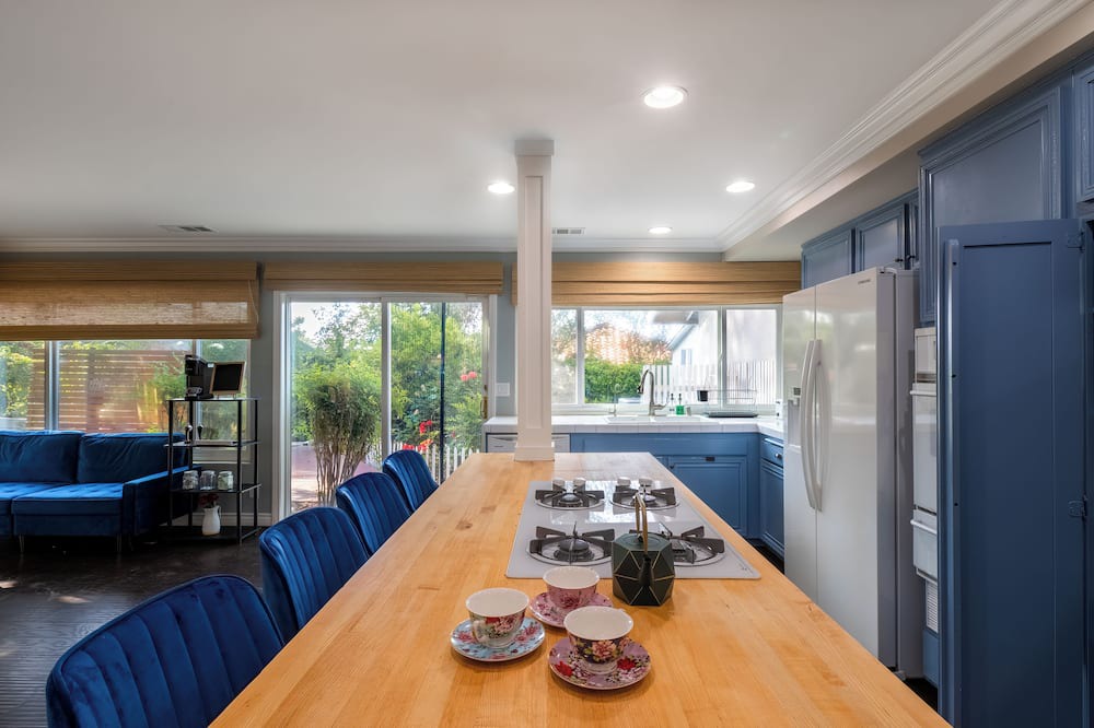 Photo of Kitchen in Estates at Canyon Crest