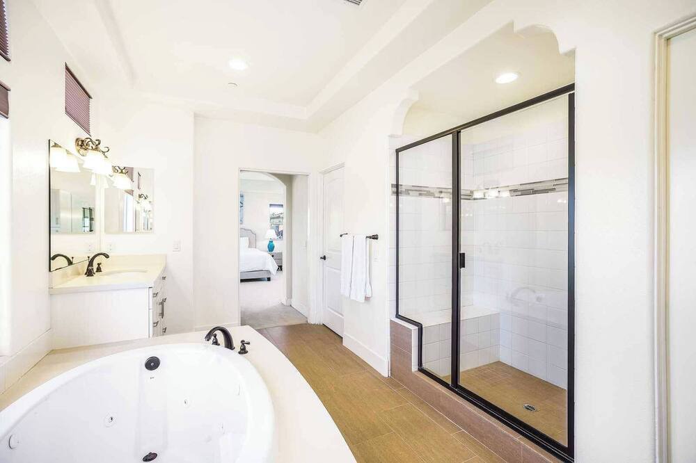 Photo of Bathroom in Azusa
