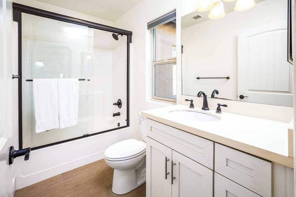 Photo of Bathroom in Azusa
