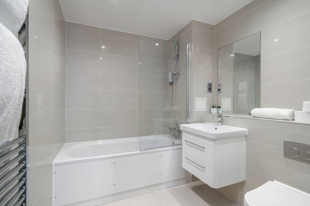 Photo of Bathroom in Woolwich Riverside