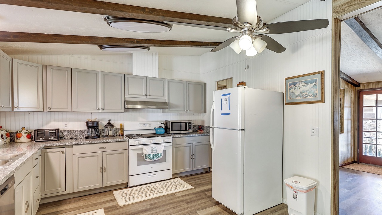 Photo of Kitchen in Perris