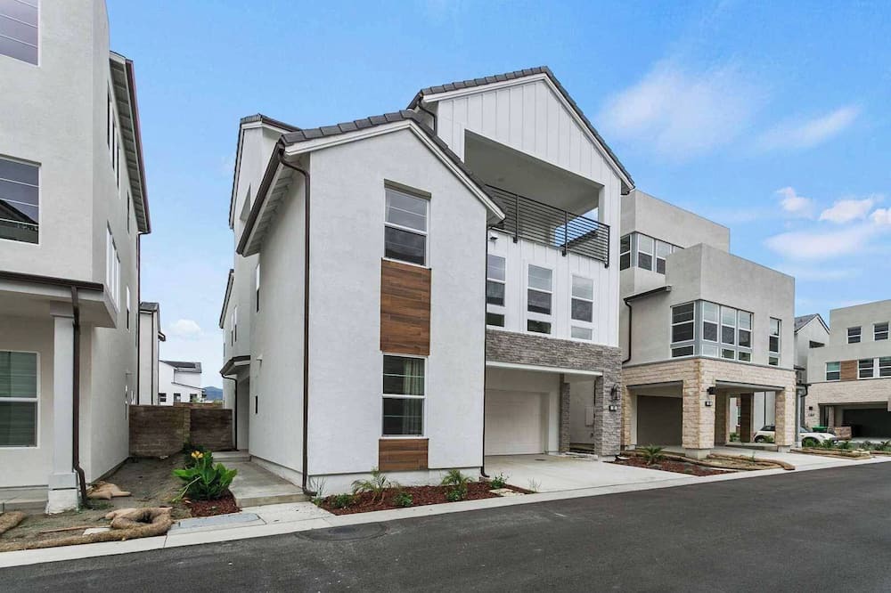 Photo of Outdoor in Foothill Ranch