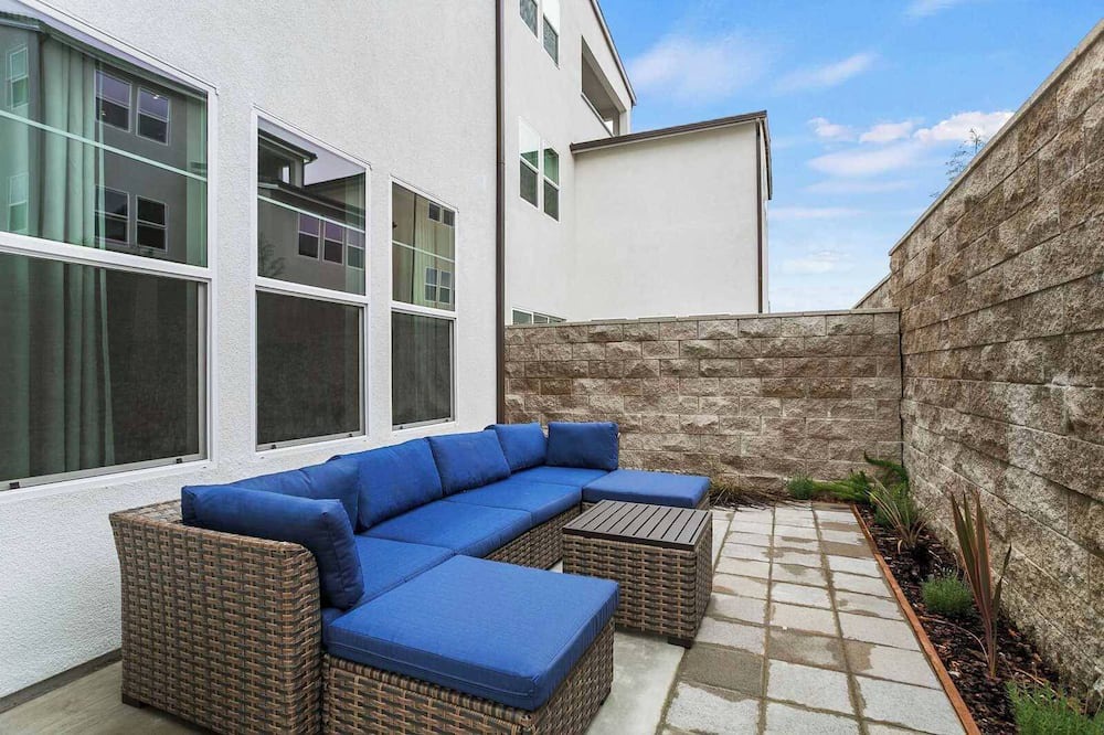 Photo of Outdoor in Foothill Ranch