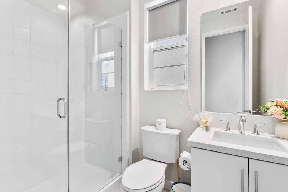 Photo of Bathroom in Foothill Ranch
