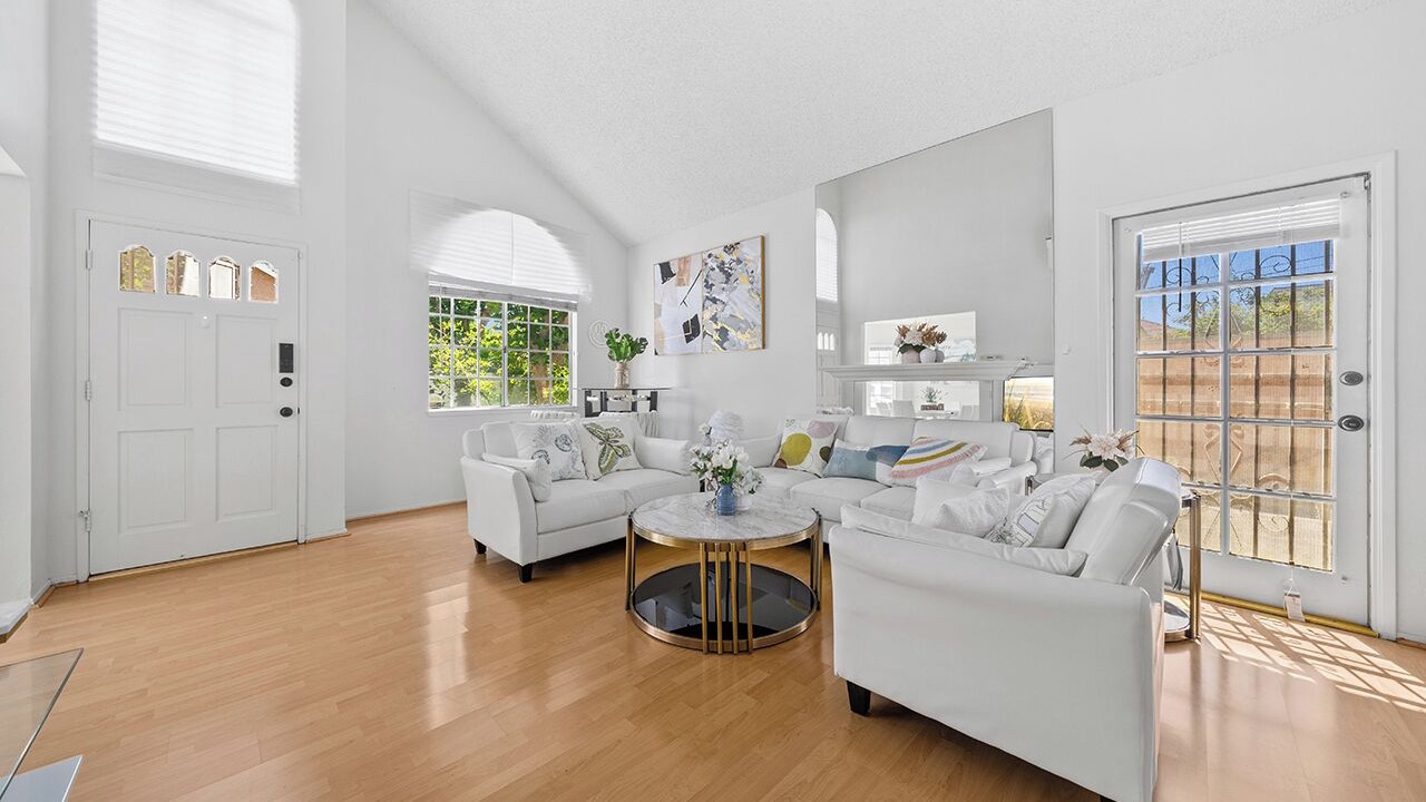 Photo of Livingroom in Monterey Park