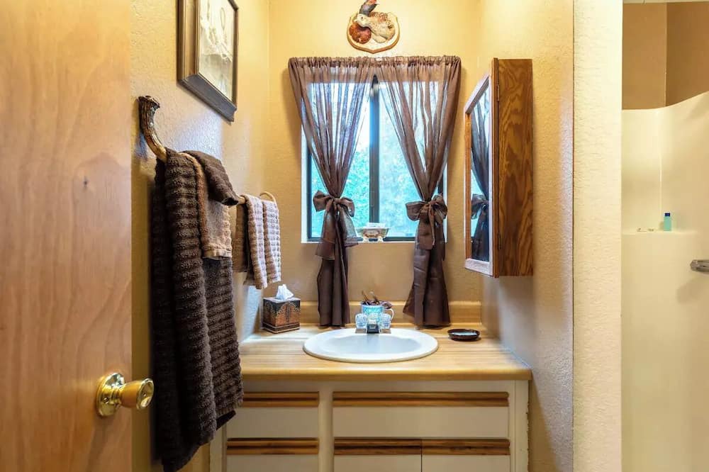 Photo of Bathroom in Forest Falls