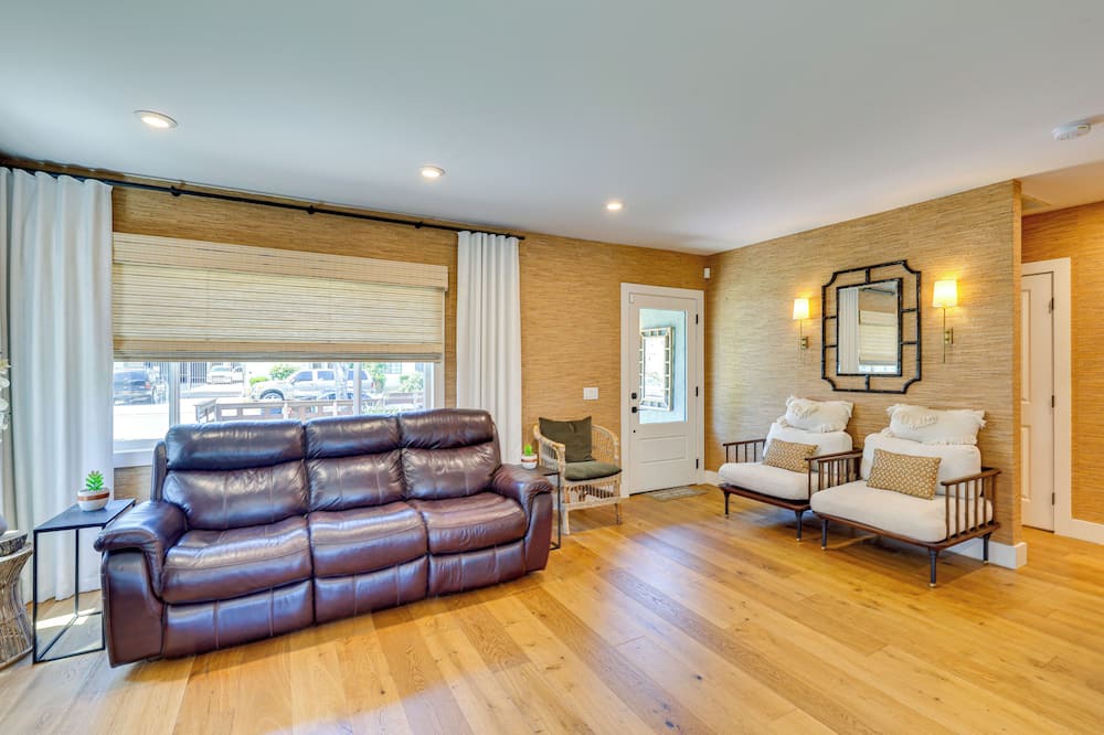 Photo of Bedroom in Hawthorne