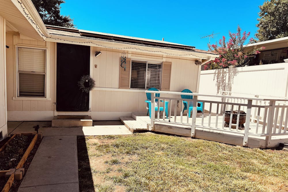 Photo of Outdoor in Val Verde