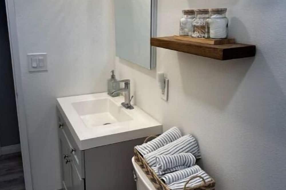 Photo of Bathroom in Cypress