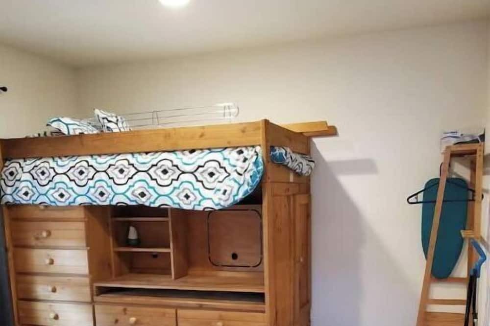 Photo of Bedroom in Yucaipa