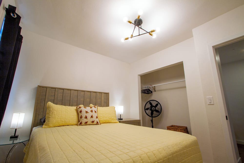 Photo of Bedroom in South Wrigley