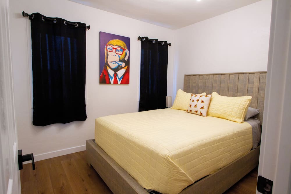 Photo of Bedroom in South Wrigley