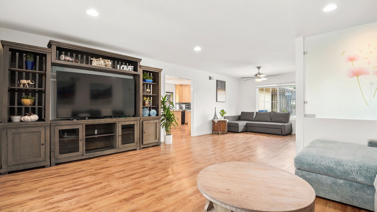 Photo of Livingroom in Glendora