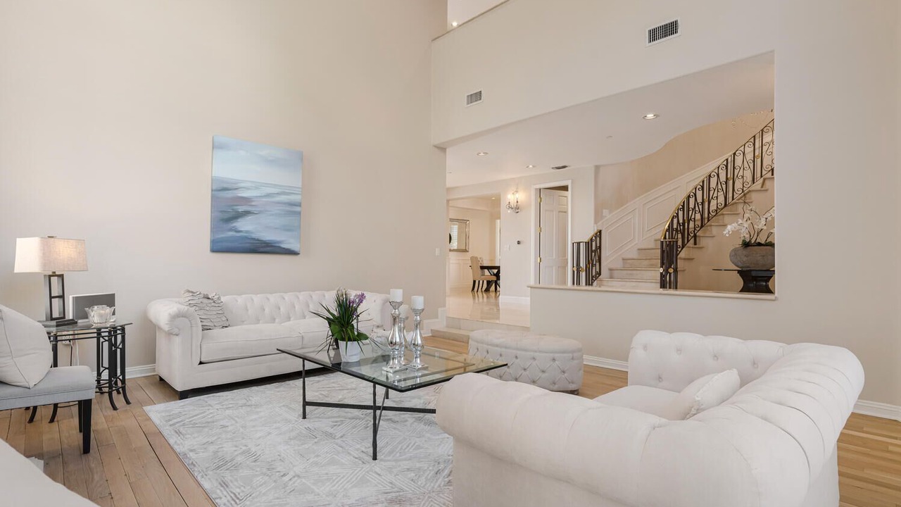 Photo of Livingroom in The Summit