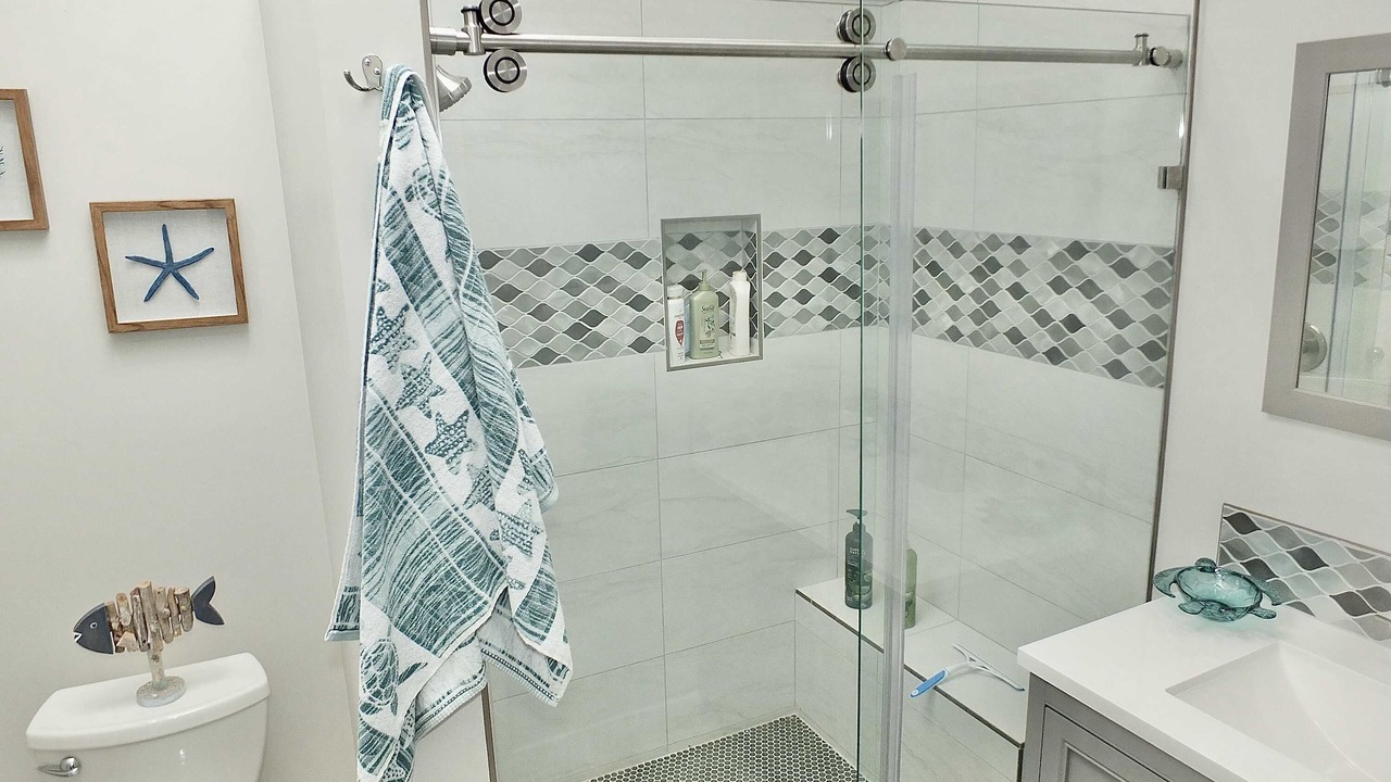 Photo of Bathroom in Peninsula