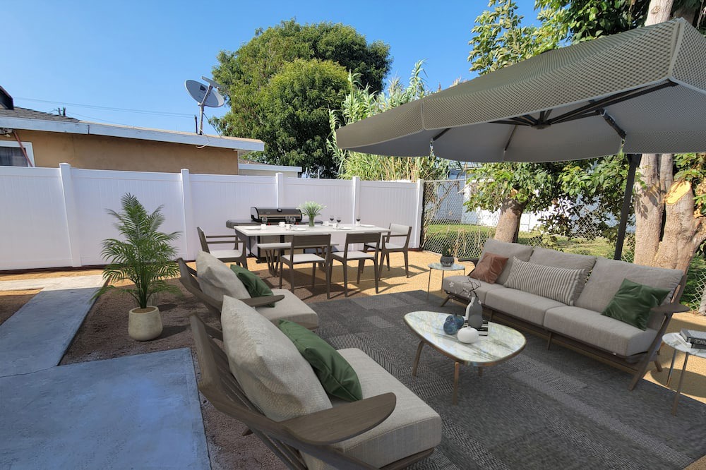 Photo of Patio Balcony in Westside Costa Mesa