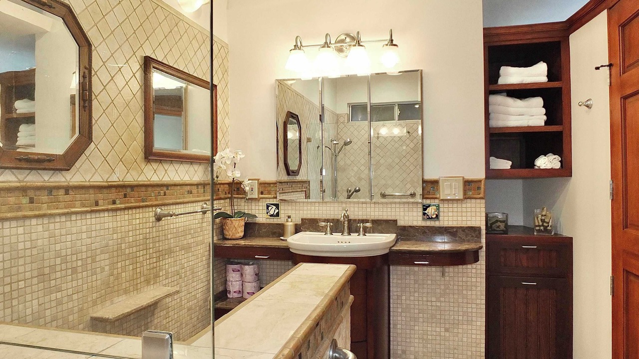Photo of Bathroom in Belmont Park
