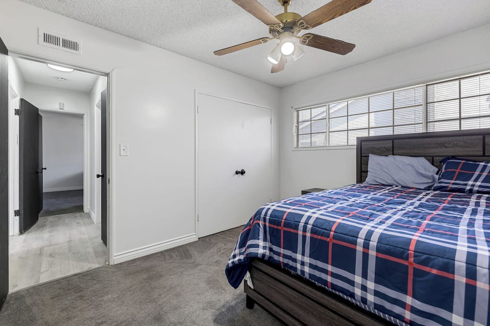 Photo of Bedroom in Gardena