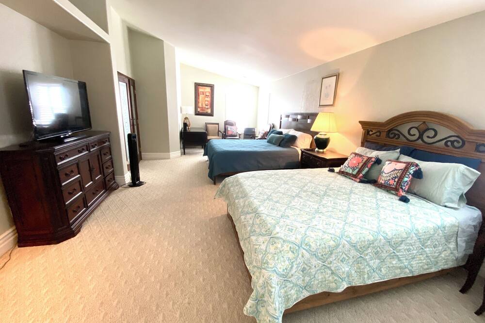 Photo of Bedroom in Chino