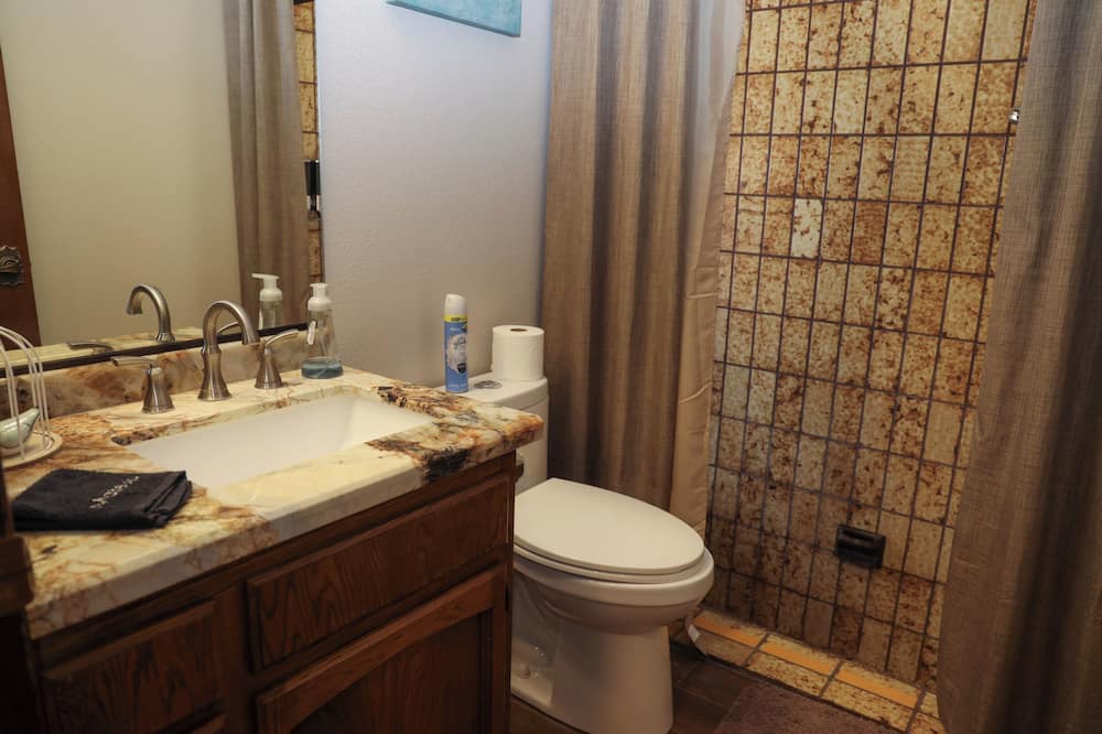 Photo of Bathroom in Jurupa Valley