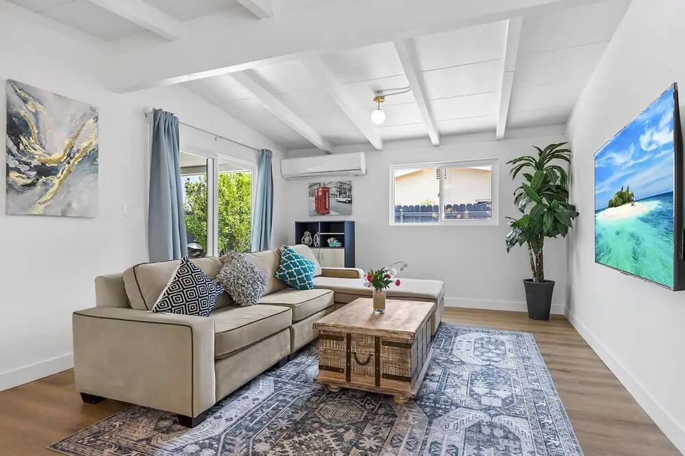 Photo of Livingroom in Rowland Heights