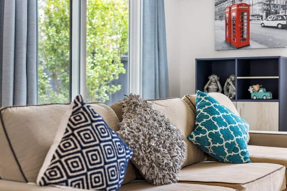 Photo of Livingroom in Rowland Heights