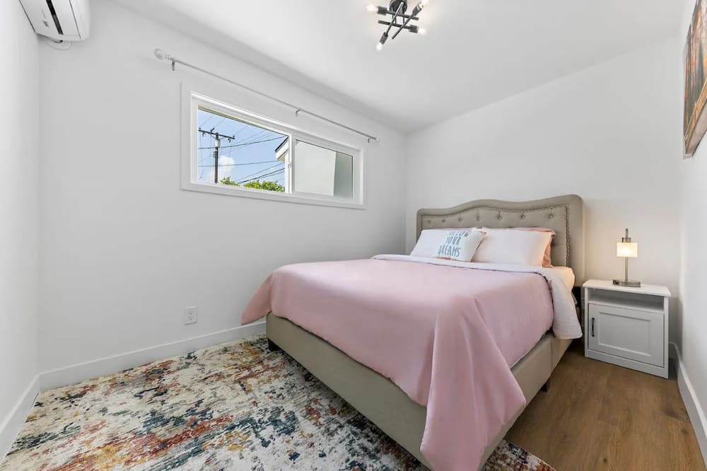 Photo of Bedroom in Rowland Heights