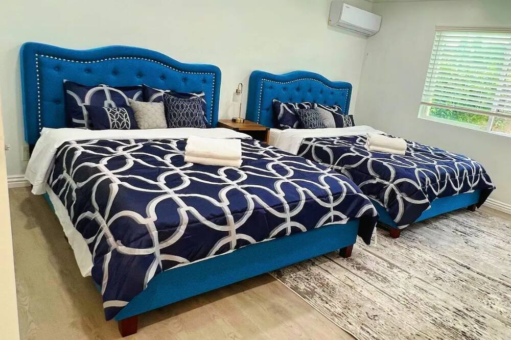 Photo of Bedroom in Westmont
