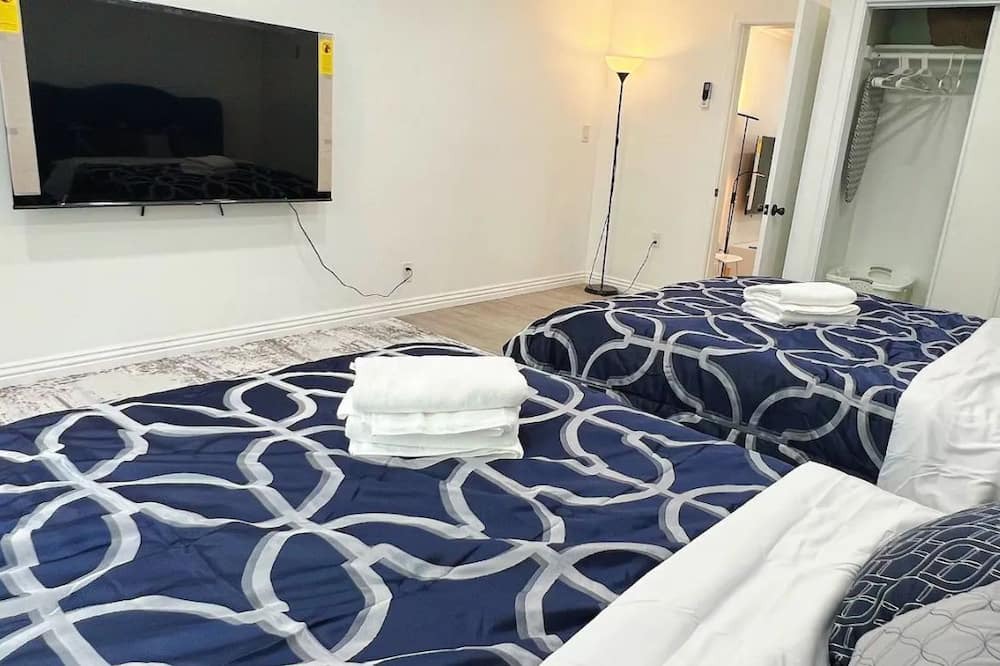 Photo of Bedroom in Westmont