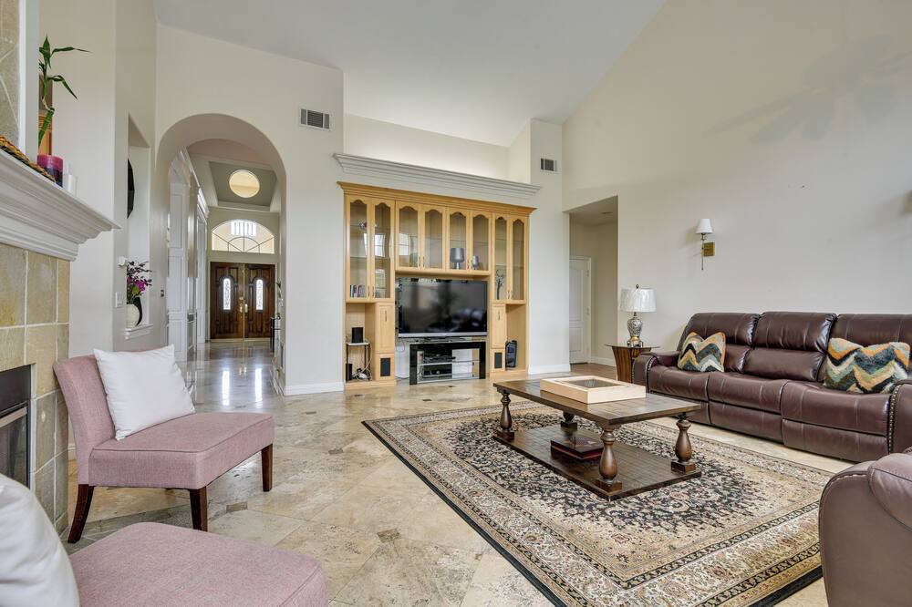 Photo of Livingroom in Rowland Heights