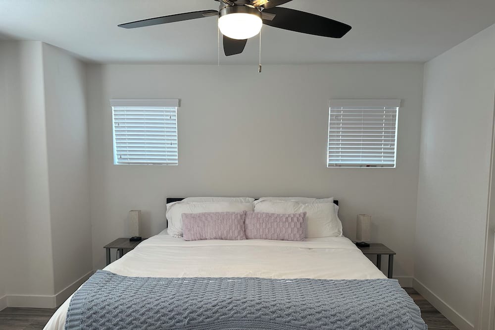 Photo of Bedroom in El Monte