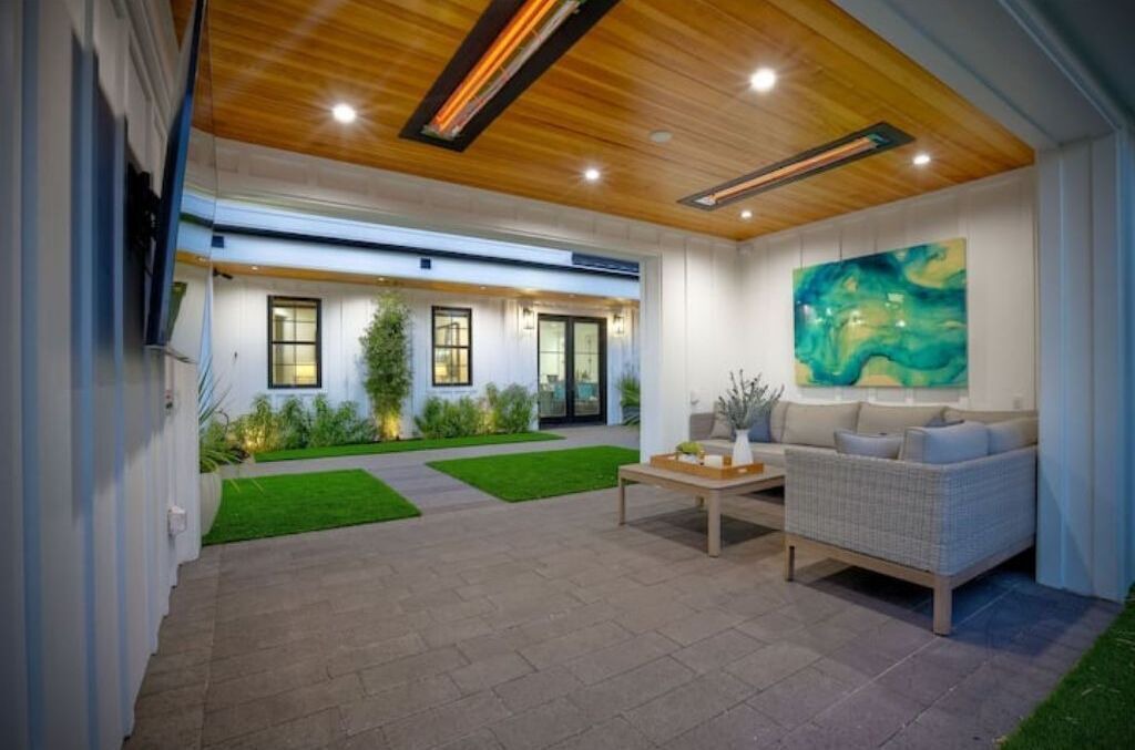 Photo of Patio Balcony in College West