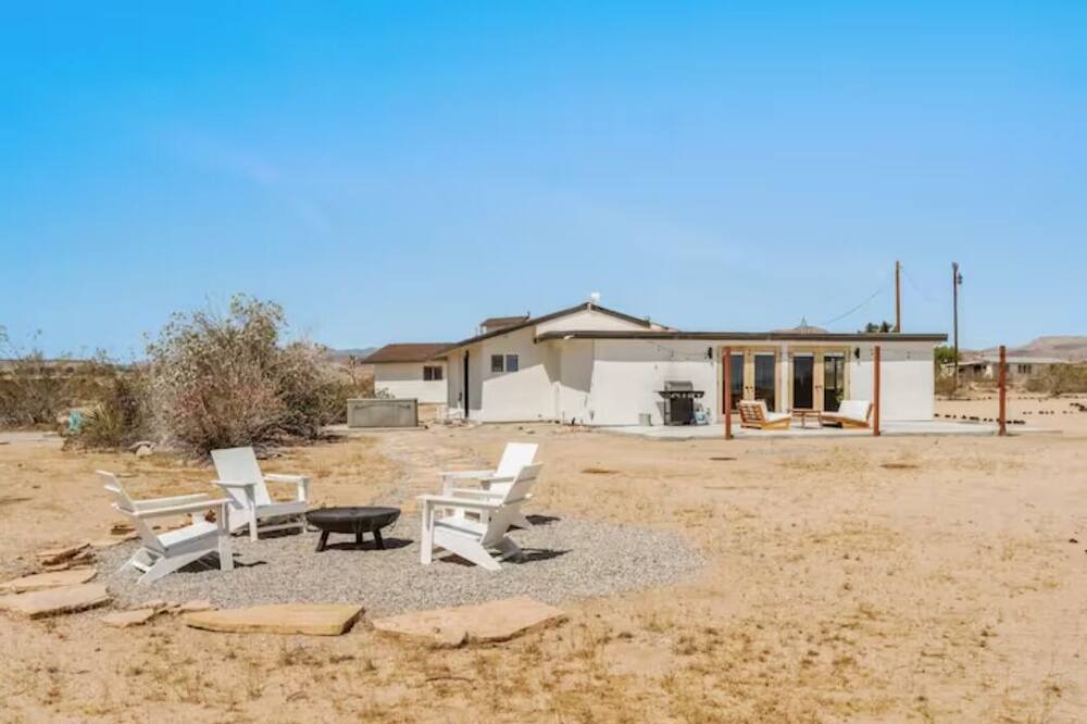 Photo of Outdoor in Landers
