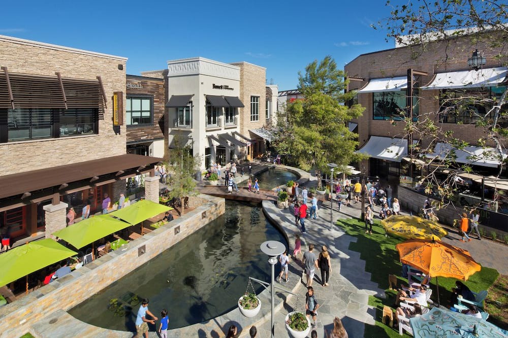 Photo of Outdoor in Warner Center