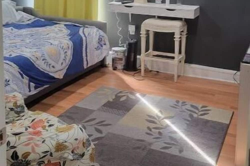 Photo of Bedroom in Val Verde