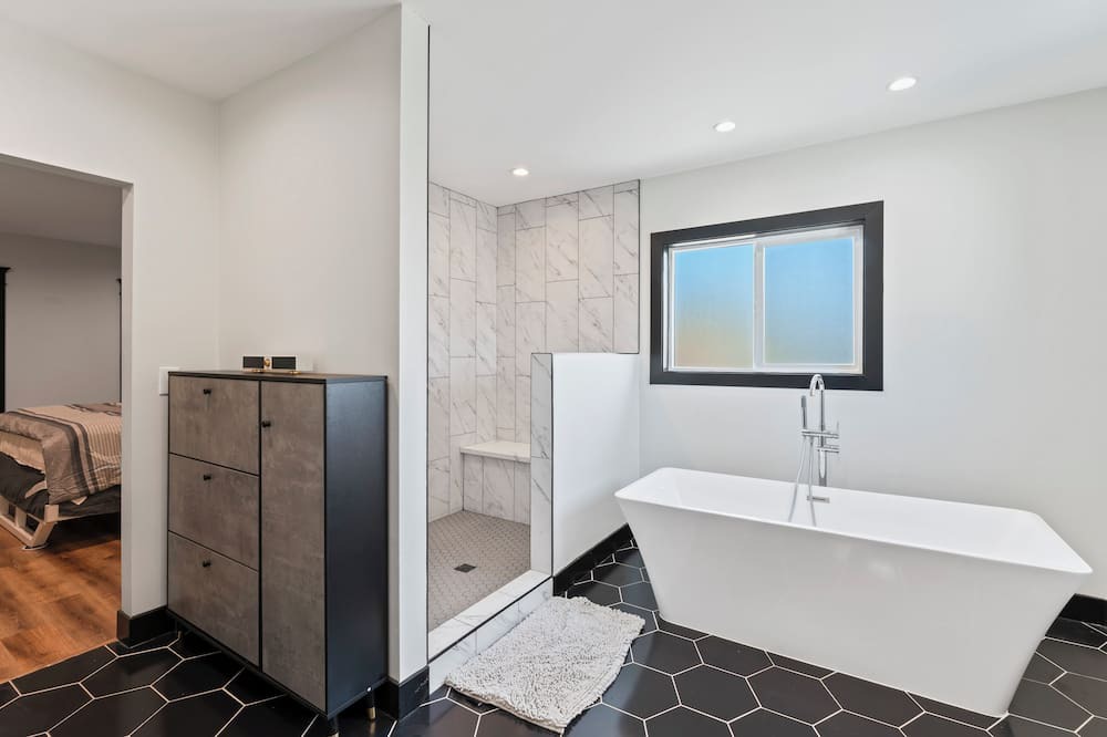 Photo of Bathroom in San Bernardino